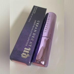 URBAN DECAY ~ SHEER REVOLUTION LIPSTICK ~ SHEER STREAK ~ 0.09 OZ new in box